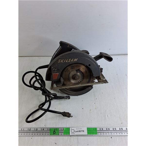 Skilsaw 7 1/4" Circular Saw - Powers On, As Is