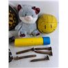 Image 6 : 12V Air Compressor, Plush Toy, Volleyball, Baseball Glove, Rail Nails, Water Gun