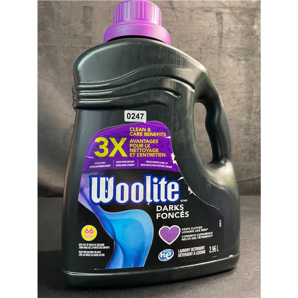 1 Jug of Woolite Darks Laundry Detergent (2.96L Jug) - New