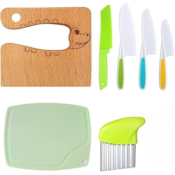 7PC Kids Kitchen Knife/Cutting Board Set - New