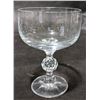 Image 3 : 4 Elegant Crystal Champagne / Sherbet Glasses