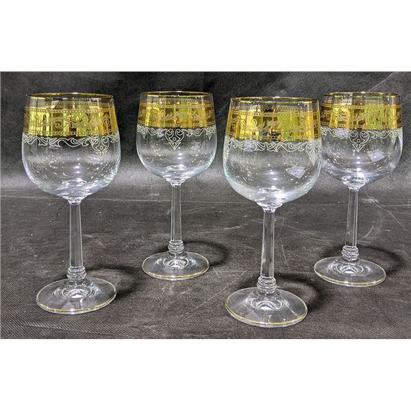 4 Wide Gold Rimmed / Adorned Wine Glasses