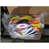 Image 2 : 30 Pc Animal and Patterned Themed Plastic Masks