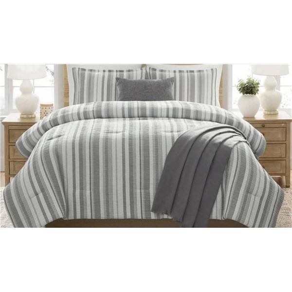 Comforter 7-Piece Set, Graham Design, Full/Queen Size