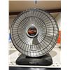 Image 2 : Presto HeatDish Plus Parabolic Electric Heater