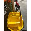 Image 3 : Rubbermaid 7580 Yellow WaveBrake Mop Bucket With Wringer Combo