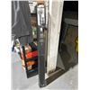 Image 2 : Umbra Double Drapery Rod Set, 72-144 Inch Adjustable, Black