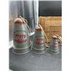 Image 2 : Set of 3 Metal Hanging Bells with Holiday Design