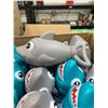 Image 2 : Shark-Themed Plastic Squeeze Toys in Two Colors