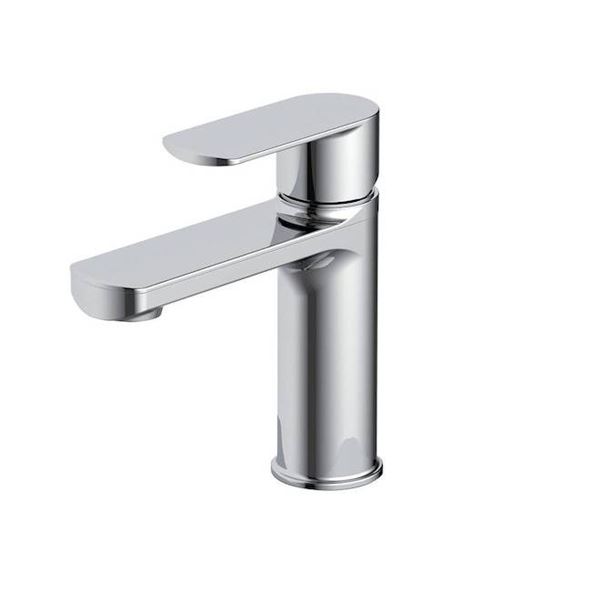 Landon & Co. Single-Handle Bathroom Faucet in Chrome Finish
