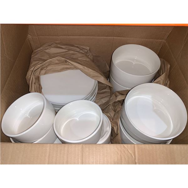 White Ceramic Dinnerware – Bowls and Plates