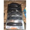 Image 3 : Roberts 10-521-3 Wood Adhesive Trowels 3/16 x 3/16 x 3/16 Set of 5