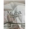 Image 3 : Martha Stewart White Pillow Queen Size Pack of 2