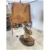 Image 2 : Rustic Horn-Based Lamp With Wooden Leather-Stitched Shade