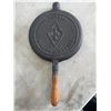 Image 1 : Taylor Forbes Double Cast Iron Waffle Maker With Wooden Handles