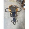 Image 2 : Metal Plant Stand With Ceramic Pot and Circular Design Elements