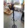 Image 2 : Metal Coat or Hat Rack With Horseshoe Design, 6 Ft Tall