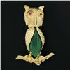 Image 5 : Vintage 18k Yellow Gold Green Chalcedony & Ruby Eyes 3D Owl on Branch Pin Brooch