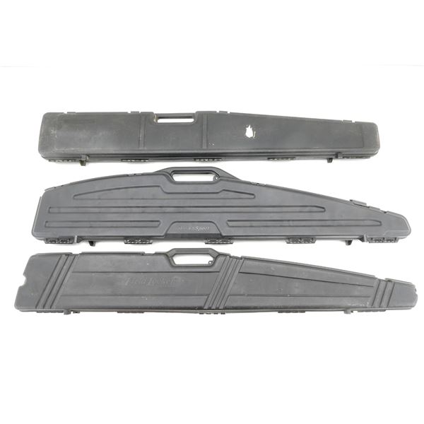 ASSORTED HARD PADDED RIFLE CASE AND GUN SOCK LOT