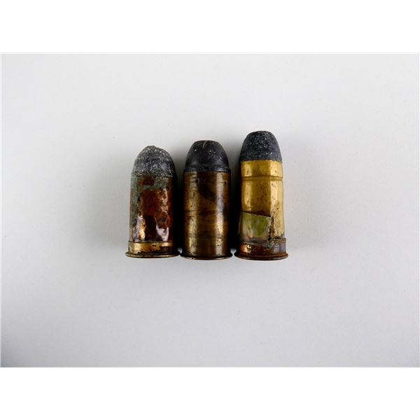 REPRODUCTION COLLECTIBLE ASSORTED VINTAGE AMMO LOT