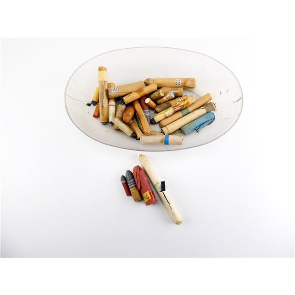COLLECTIBLE ASSORTED VINTAGE PAPER CARTRIDGE AMMO LOT