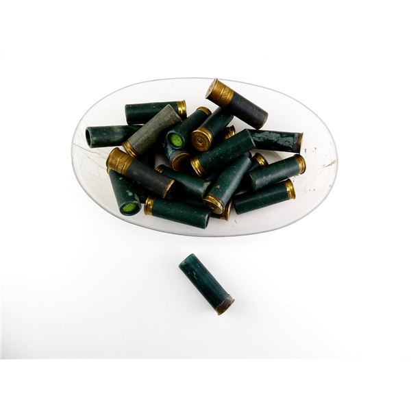 COLLECTIBLE ASSORTED 10 GAUGE PAPER SHOT SHELL AMMO LOT