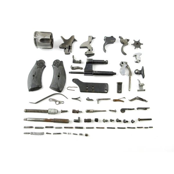 UNKNOWN SMALL / MEDIUM FRAME REVOLVER PARTS LOT
