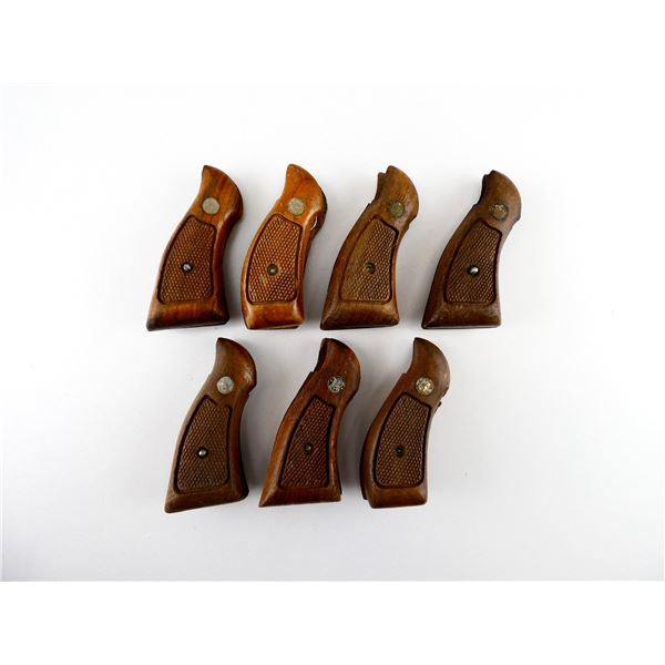 SMITH & WESSON MEDIUM FRAME REVOLVER GRIP LOT