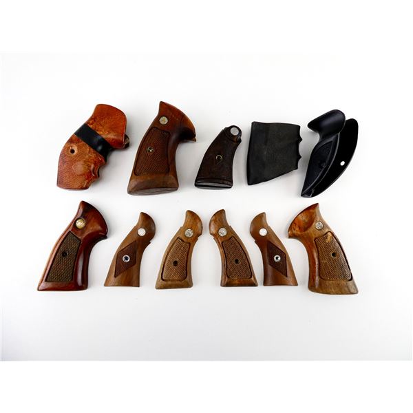 ASSORTED REVOLVER GRIP LOT