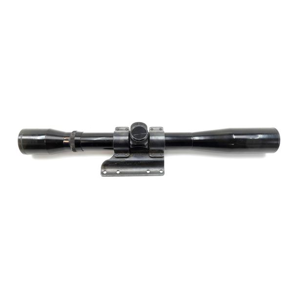 TASCO 8 X 32 "OPTI-CENTERED" RIFLE SCOPE