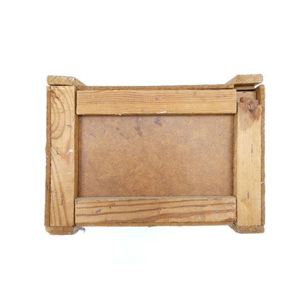 VINTAGE WOODEN CRATE