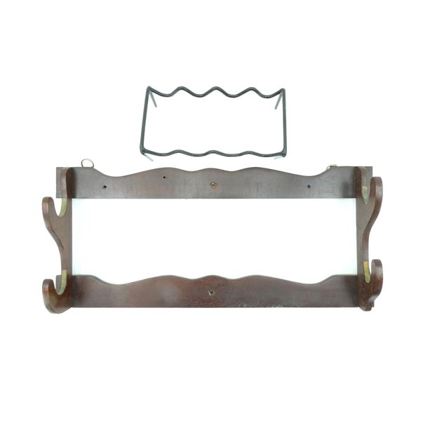 UNKNOWN GUN RACK LOT