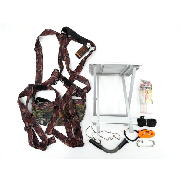 ASSORTED OUTDOORSMAN LOT