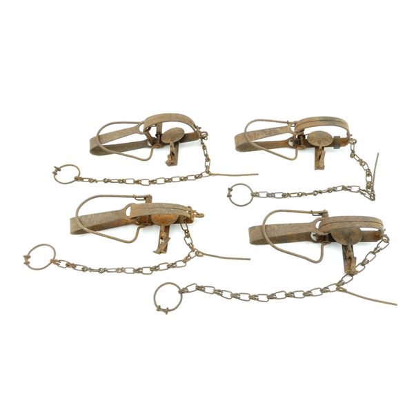 ASSORTED ANIMAL TRAPS LOT