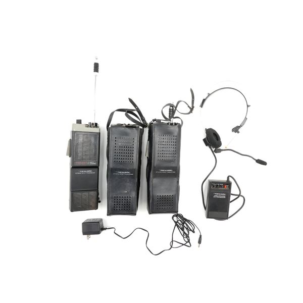 REALISTIC CITIZENS BAND TRANSCEIVER RADIOS LOT