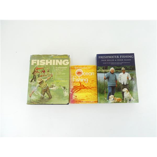 ASSORTED FISHING BOOKS LOT
