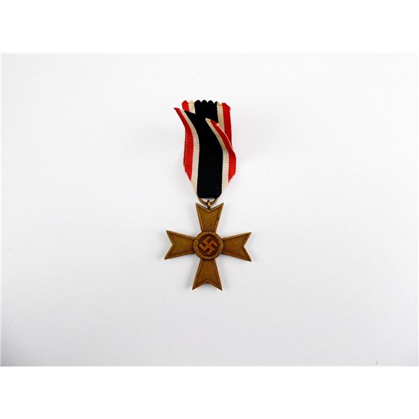 WWII GERMAN MILITARY WAR MERIT CROSS