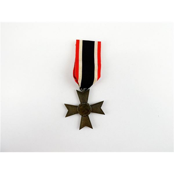 WWII GERMAN MILITARY WAR MERIT CROSS 2ND CLASS BRONZE MEDAL