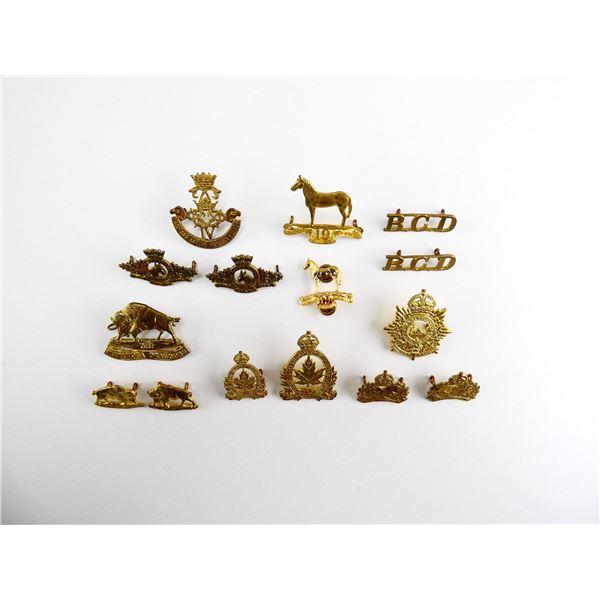 ASSORTED WWII CANADIAN MILITARY BADGES LOT
