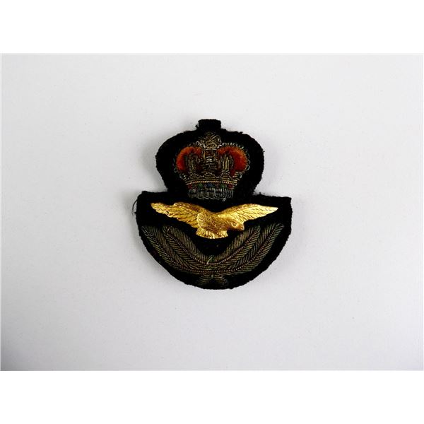 POST-WWII RCAF OFFICER'S WIRE CAP BADGE