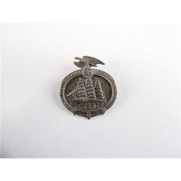 WWII GERMAN SEEFAHRT TINNIE