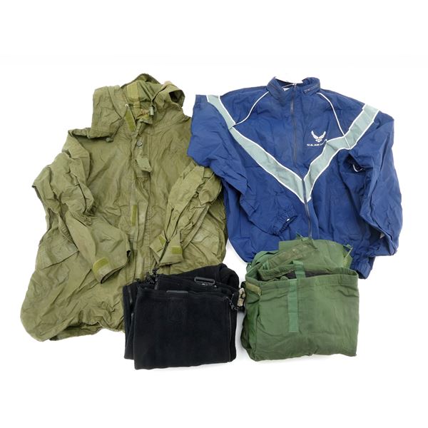 ASSORTED MILITARY CLOTHING LOT