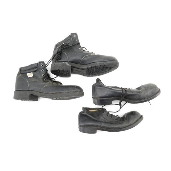 UNKNOWN MILITARY BOOTS LOT