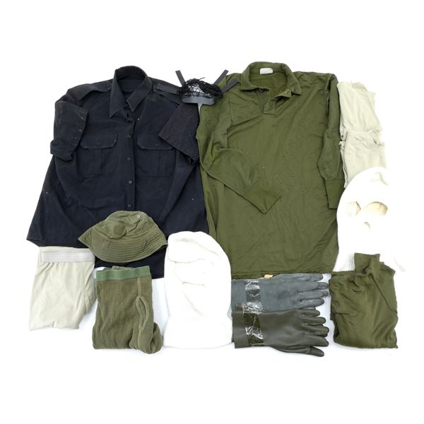 ASSORTED CANADIAN / U.S. MILITARY CLOTHING LOT