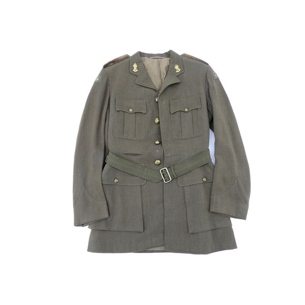 WWII ROYAL CANADIAN ARTILLERY CAPTAIN'S SERVICE DRESS TUNIC