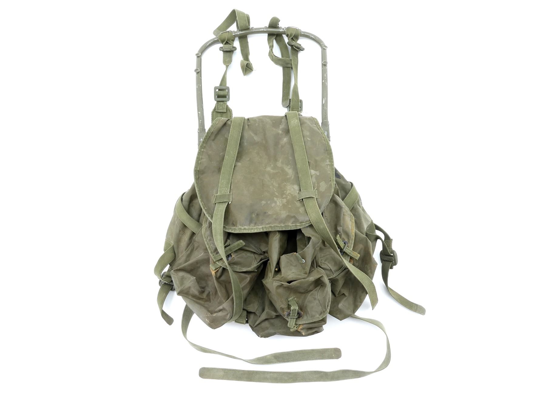 Canadian Military Interm Ruck CANADIAN MILITARY 64 PATTERN RUCKSACK