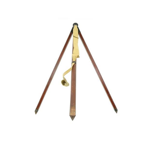 WWII CANADIAN MILITARY SIGNALING LAMP TRIPOD