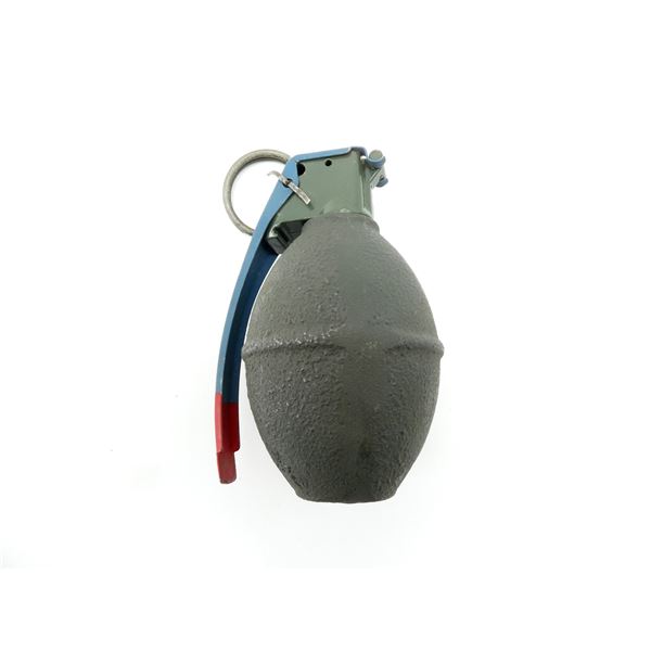 VIETNAM ERA U.S. MILITARY LEMON GRENADE INERT