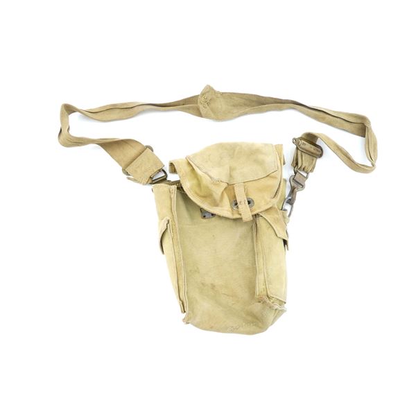 WWII BRITISH MILITARY GAS MASK POUCH