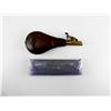 Image 1 : VINTAGE LEATHER SHOT / POWDER FLASK AND UNKNOWN SHOT LOT